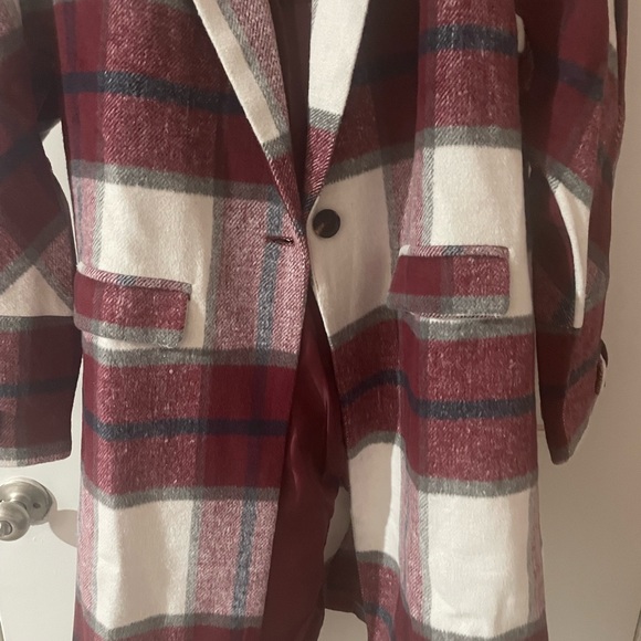 Listicle long coat medium size double lining and very thick - Picture 3 of 6